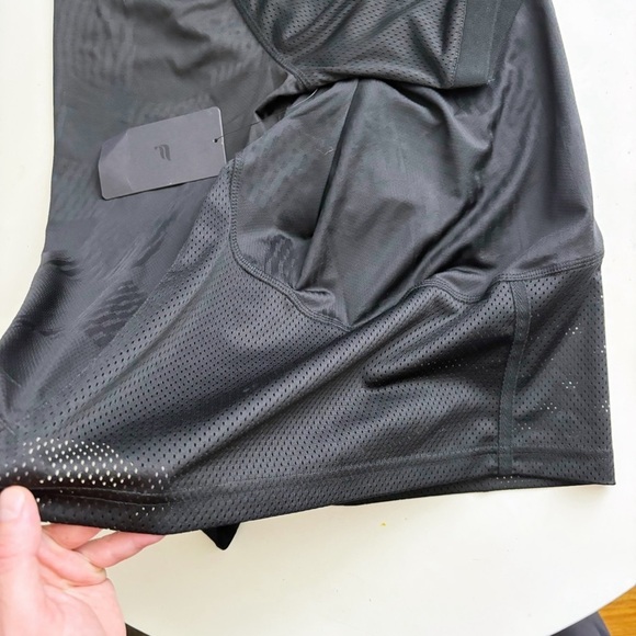 Fabletics Men’s Rec Mesh Tee Size Large Black New - Picture 5 of 10